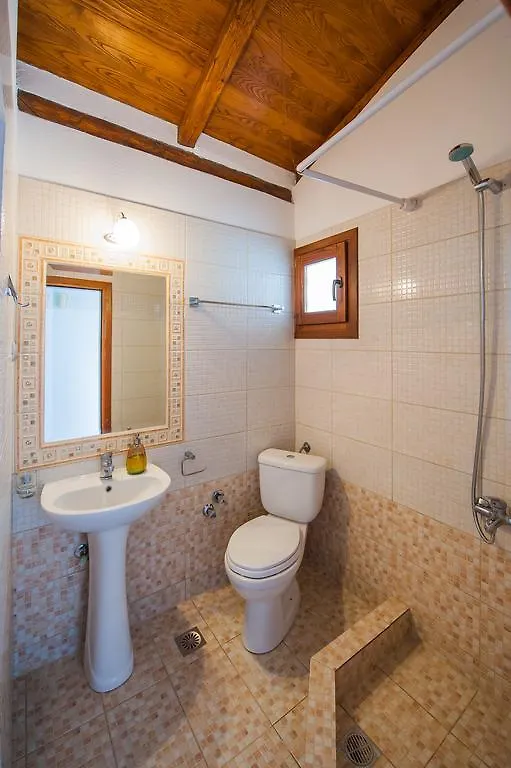 Kamares House Apartments & Studios Vourvourou Greece